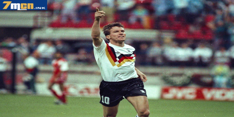 Matthaus được xem là một trong những tiền vệ hay nhất thế giới mọi thời đại Matthaus được xem là một trong những tiền vệ hay nhất thế giới mọi thời đại